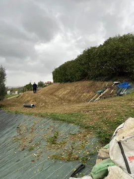 Dégagement d'un talus